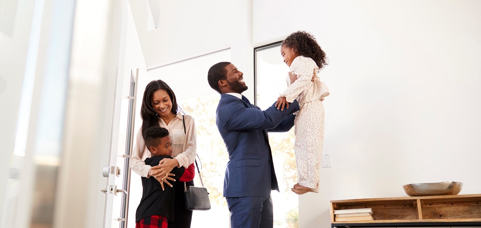 Image of a family on PSA Financial's website